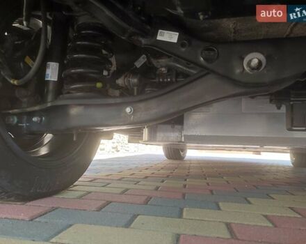 Серый Киа Niro, объемом двигателя 0 л и пробегом 49 тыс. км за 23000 $, фото 4 на Automoto.ua