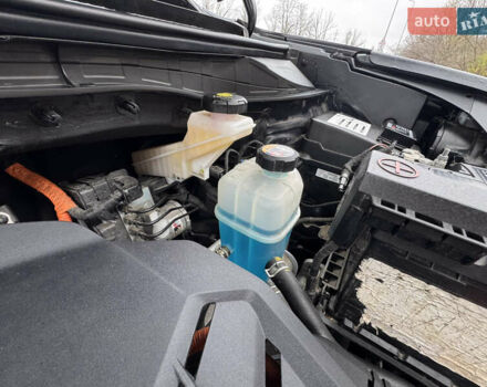 Серый Киа Niro, объемом двигателя 0 л и пробегом 158 тыс. км за 17750 $, фото 87 на Automoto.ua