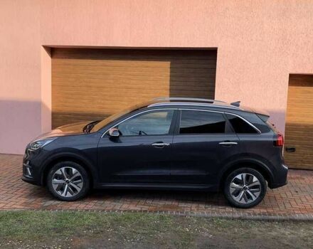 Серый Киа Niro, объемом двигателя 0 л и пробегом 118 тыс. км за 15900 $, фото 6 на Automoto.ua