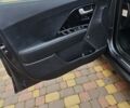 Сірий Кіа Niro, об'ємом двигуна 0 л та пробігом 136 тис. км за 19200 $, фото 20 на Automoto.ua