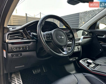 Киа Niro 2020 в Луцке на Automoto.ua Серый Киа Niro, объемом двигателя 0 л и пробегом 130 тыс. км за 19900 $, фото 22 на Automoto.ua