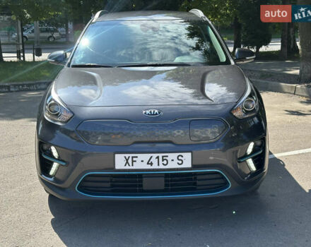 Серый Киа Niro, объемом двигателя 0 л и пробегом 143 тыс. км за 17900 $, фото 1 на Automoto.ua