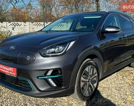Сірий Кіа Niro, об'ємом двигуна 0 л та пробігом 58 тис. км за 23400 $, фото 20 на Automoto.ua