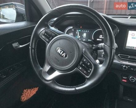 Киа Niro 2020 в Ирпене на Automoto.ua Серый Киа Niro, объемом двигателя 0 л и пробегом 99 тыс. км за 20490 $, фото 73 на Automoto.ua
