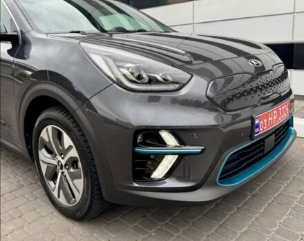 Серый Киа Niro, объемом двигателя 0 л и пробегом 147 тыс. км за 18800 $, фото 7 на Automoto.ua