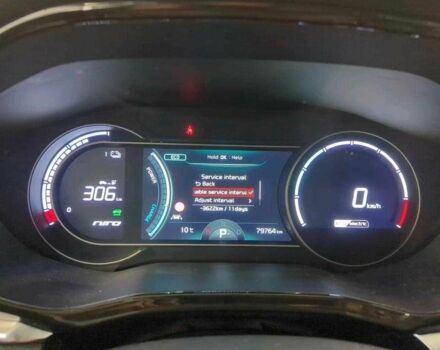 Серый Киа Niro, объемом двигателя 0 л и пробегом 79 тыс. км за 16200 $, фото 6 на Automoto.ua