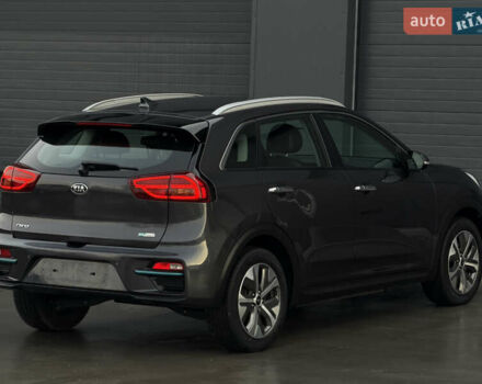 Серый Киа Niro, объемом двигателя 0 л и пробегом 164 тыс. км за 17550 $, фото 7 на Automoto.ua