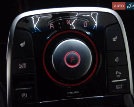 Серый Киа Niro, объемом двигателя 0 л и пробегом 108 тыс. км за 19900 $, фото 12 на Automoto.ua