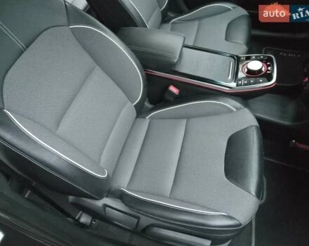 Киа Niro 2020 в Ирпене на Automoto.ua Серый Киа Niro, объемом двигателя 0 л и пробегом 99 тыс. км за 20490 $, фото 41 на Automoto.ua