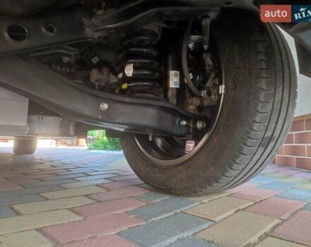 Серый Киа Niro, объемом двигателя 0 л и пробегом 49 тыс. км за 23000 $, фото 3 на Automoto.ua