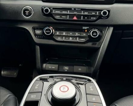 Серый Киа Niro, объемом двигателя 0 л и пробегом 147 тыс. км за 18800 $, фото 29 на Automoto.ua
