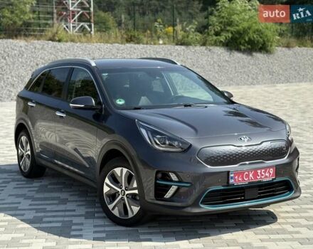 Сірий Кіа Niro, об'ємом двигуна 0 л та пробігом 82 тис. км за 20500 $, фото 11 на Automoto.ua