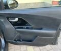 Серый Киа Niro, объемом двигателя 0 л и пробегом 125 тыс. км за 19250 $, фото 35 на Automoto.ua