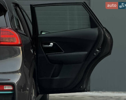 Серый Киа Niro, объемом двигателя 0 л и пробегом 164 тыс. км за 17550 $, фото 34 на Automoto.ua