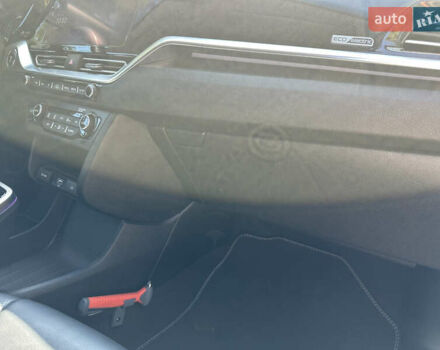 Серый Киа Niro, объемом двигателя 0 л и пробегом 143 тыс. км за 17900 $, фото 31 на Automoto.ua