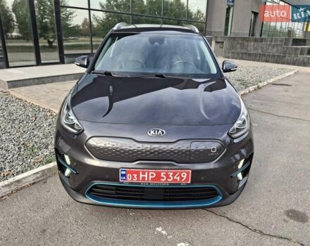 Сірий Кіа Niro, об'ємом двигуна 0 л та пробігом 126 тис. км за 20900 $, фото 5 на Automoto.ua