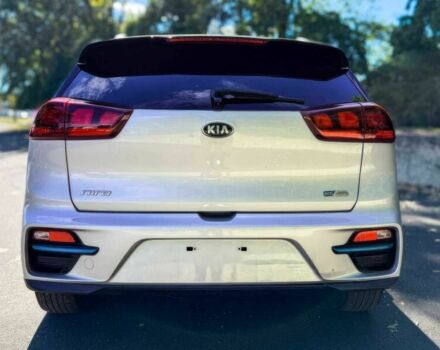 Сірий Кіа Niro, об'ємом двигуна 0 л та пробігом 40 тис. км за 7100 $, фото 6 на Automoto.ua