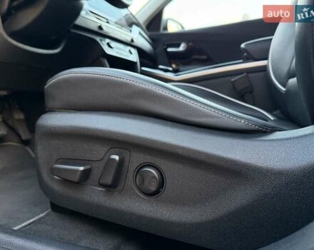 Сірий Кіа Niro, об'ємом двигуна 0 л та пробігом 118 тис. км за 20499 $, фото 63 на Automoto.ua