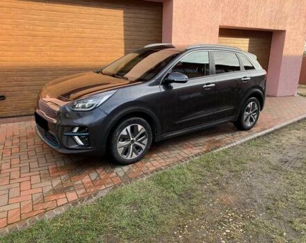 Серый Киа Niro, объемом двигателя 0 л и пробегом 118 тыс. км за 15900 $, фото 5 на Automoto.ua