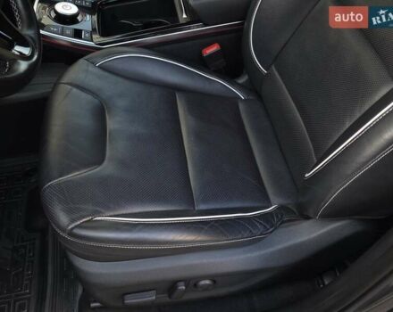 Серый Киа Niro, объемом двигателя 0 л и пробегом 144 тыс. км за 17250 $, фото 22 на Automoto.ua