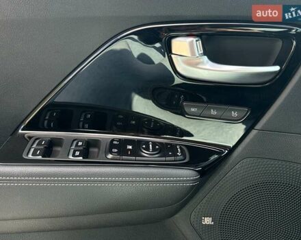 Сірий Кіа Niro, об'ємом двигуна 0 л та пробігом 97 тис. км за 22600 $, фото 20 на Automoto.ua