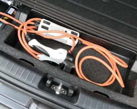 Серый Киа Niro, объемом двигателя 0 л и пробегом 85 тыс. км за 18750 $, фото 19 на Automoto.ua