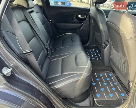Серый Киа Niro, объемом двигателя 0 л и пробегом 142 тыс. км за 18900 $, фото 31 на Automoto.ua