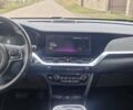 Серый Киа Niro, объемом двигателя 0 л и пробегом 167 тыс. км за 18400 $, фото 11 на Automoto.ua