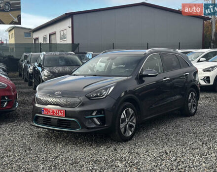 Серый Киа Niro, объемом двигателя 0 л и пробегом 112 тыс. км за 20800 $, фото 1 на Automoto.ua