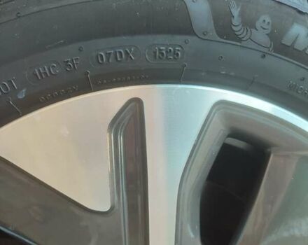 Серый Киа Niro, объемом двигателя 0 л и пробегом 49 тыс. км за 23000 $, фото 6 на Automoto.ua