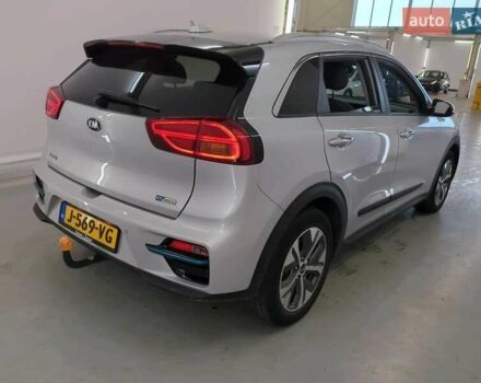 Сірий Кіа Niro, об'ємом двигуна 0 л та пробігом 71 тис. км за 21999 $, фото 112 на Automoto.ua
