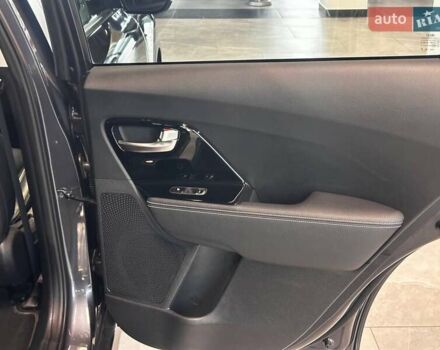 Сірий Кіа Niro, об'ємом двигуна 0 л та пробігом 155 тис. км за 18800 $, фото 35 на Automoto.ua