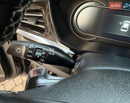 Сірий Кіа Niro, об'ємом двигуна 0 л та пробігом 118 тис. км за 20499 $, фото 49 на Automoto.ua