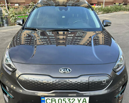 Серый Киа Niro, объемом двигателя 0 л и пробегом 93 тыс. км за 22500 $, фото 1 на Automoto.ua