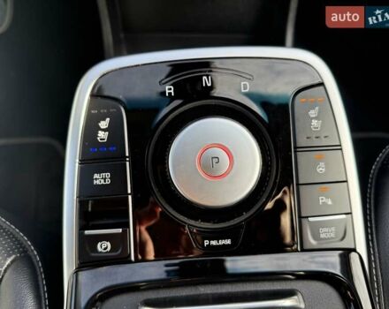 Серый Киа Niro, объемом двигателя 0 л и пробегом 124 тыс. км за 18950 $, фото 20 на Automoto.ua