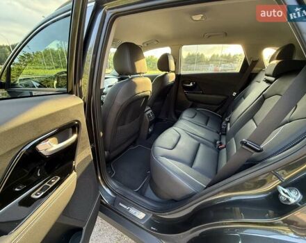 Серый Киа Niro, объемом двигателя 0 л и пробегом 57 тыс. км за 23299 $, фото 37 на Automoto.ua