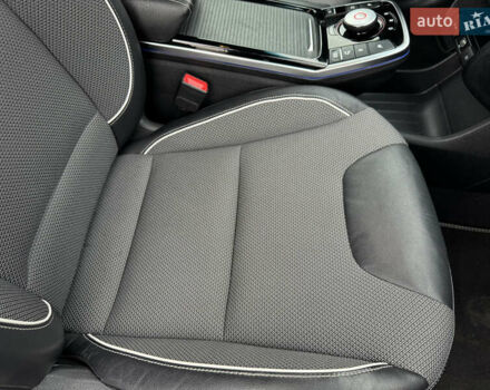 Серый Киа Niro, объемом двигателя 0 л и пробегом 158 тыс. км за 17750 $, фото 58 на Automoto.ua