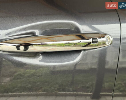 Серый Киа Niro, объемом двигателя 0 л и пробегом 127 тыс. км за 19750 $, фото 14 на Automoto.ua