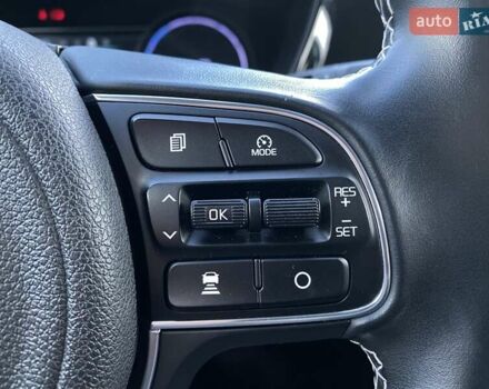 Киа Niro 2020 в Львове на Automoto.ua Серый Киа Niro, объемом двигателя 0 л и пробегом 101 тыс. км за 20300 $, фото 10 на Automoto.ua