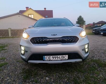 Сірий Кіа Niro, об'ємом двигуна 1.58 л та пробігом 53 тис. км за 18300 $, фото 1 на Automoto.ua