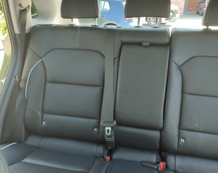 Серый Киа Niro, объемом двигателя 0 л и пробегом 49 тыс. км за 23000 $, фото 32 на Automoto.ua