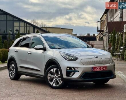 Сірий Кіа Niro, об'ємом двигуна 0 л та пробігом 118 тис. км за 19300 $, фото 42 на Automoto.ua