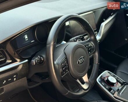 Сірий Кіа Niro, об'ємом двигуна 0 л та пробігом 118 тис. км за 20499 $, фото 43 на Automoto.ua