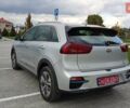 Серый Киа Niro, объемом двигателя 0 л и пробегом 82 тыс. км за 19500 $, фото 7 на Automoto.ua