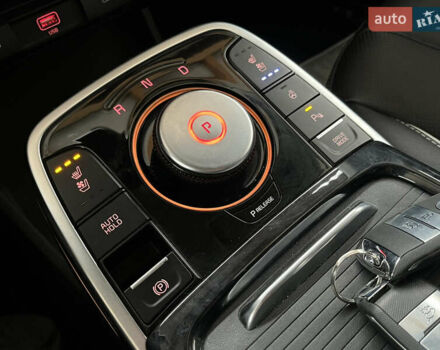 Серый Киа Niro, объемом двигателя 0 л и пробегом 127 тыс. км за 19750 $, фото 45 на Automoto.ua