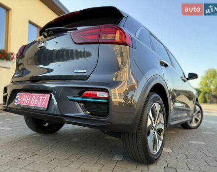 Серый Киа Niro, объемом двигателя 0 л и пробегом 145 тыс. км за 18800 $, фото 42 на Automoto.ua