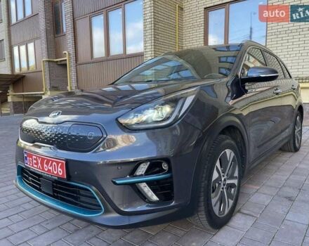 Серый Киа Niro, объемом двигателя 0 л и пробегом 125 тыс. км за 19250 $, фото 26 на Automoto.ua