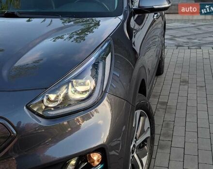 Киа Niro 2020 в Ровно на Automoto.ua Серый Киа Niro, объемом двигателя 0 л и пробегом 125 тыс. км за 19850 $, фото 11 на Automoto.ua