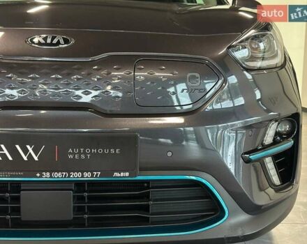 Сірий Кіа Niro, об'ємом двигуна 0 л та пробігом 155 тис. км за 19400 $, фото 3 на Automoto.ua