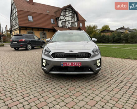 Киа Niro 2020 в Калуше на Automoto.ua Серый Киа Niro, объемом двигателя 1.58 л и пробегом 102 тыс. км за 19600 $, фото 7 на Automoto.ua